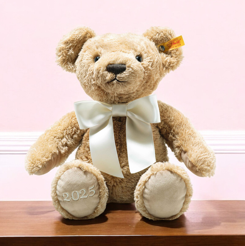 Cosy Year Bear 2025, 34cm - Steiff